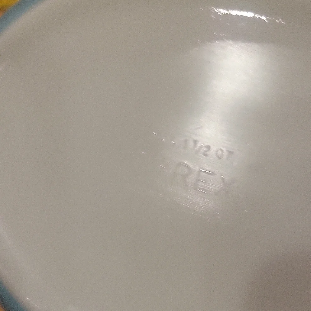 Vintage Pyrex 043 Turquoise Snowflake 1.5 Casserole Dish - Picture 11 of 15